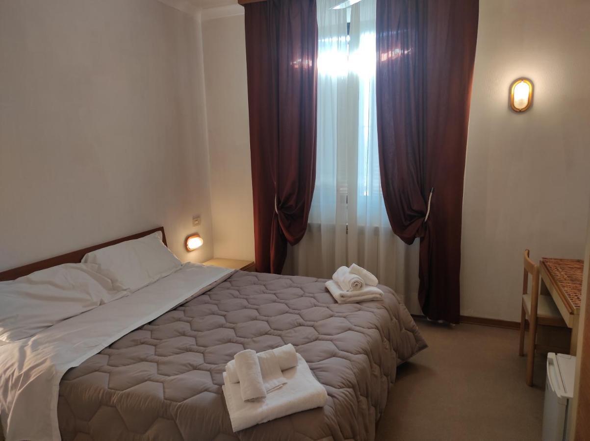 Hotel Centrale Chiusi Phòng bức ảnh